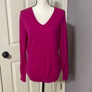Worthington V-neck Sweater, Fuchsia Pink Medium Soft Long Sleeves